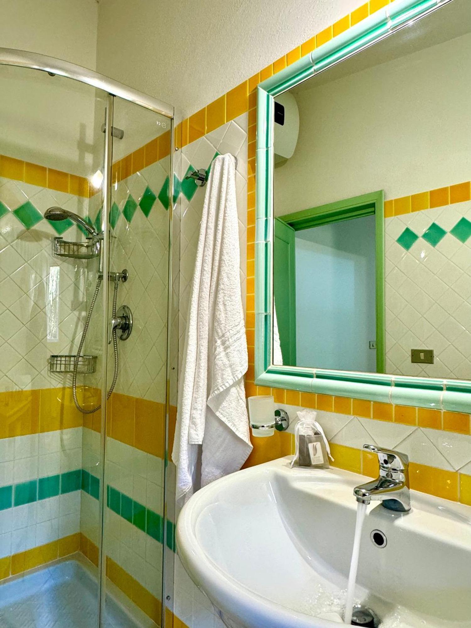Garden Retreat - Homey Experience Olbia Esterno foto